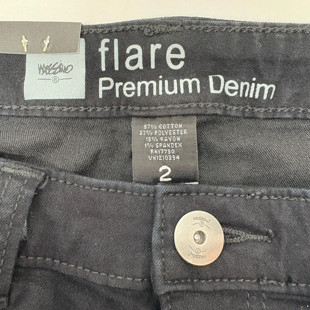 Mossimo supply co Y2K Black Flare Jeans - Picture 5 of 15
